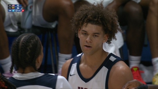 Das Basketballhalbfinale der World University Games: USA gegen Litauen 