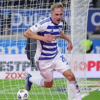 Florian Krüger vom MSV Duisburg jubelt über einen Treffer (Archivbild).