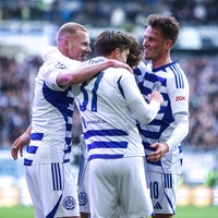 Die Spieler des MSV Duisburg bejubeln einen Treffer im Spiel gegen Alemannia Aachen.