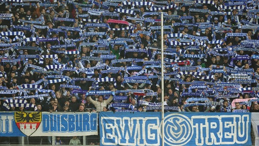 Der Fanblock des MSV Duisburg