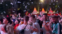 Fans jubeln in Recklinghausen