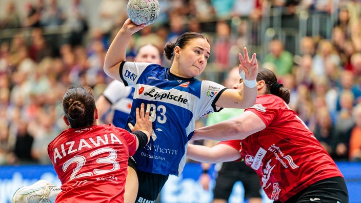 Elin Magnusdottir beim Wurf