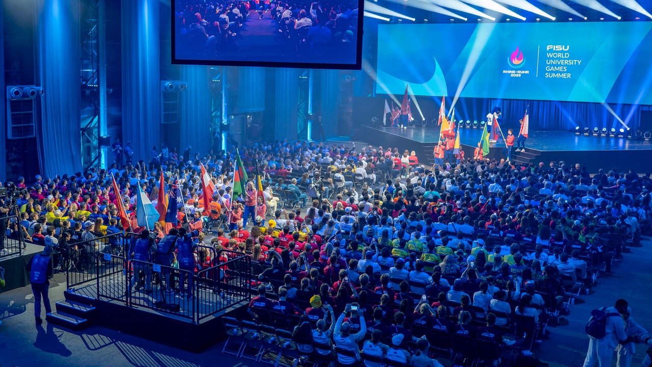 Die Abschlussfeier der World University Games 2025