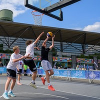 3x3-Basketball vor der Jahrhunderthalle