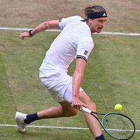 Alexander Zverev im Achtelfinale des ATP-Turniers in Halle 2026.