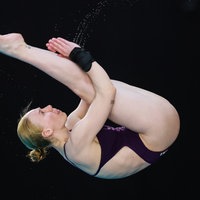 Pauline Pfeif beim Sprung