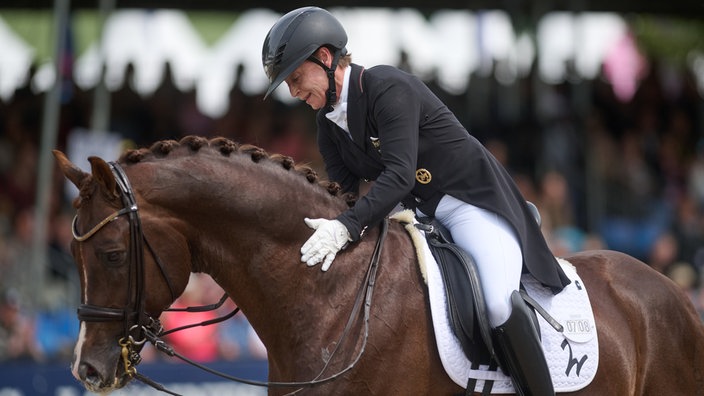 Isabell Werth auf Pferd Wendy de Fontaine