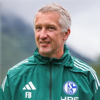 Frank Baumann ist seit Juni 2025 Vorstand Sport beim FC Schalke 04.
