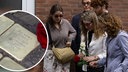 Angehörige bei der Verlegung der Stolpersteine mit Rosen