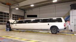 Bei Clan-Razzia in NRW am 12./13. Januar 2019 stillgelegte Stretchlimousine