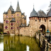 Die Burg Satzvey in Mechernich.
