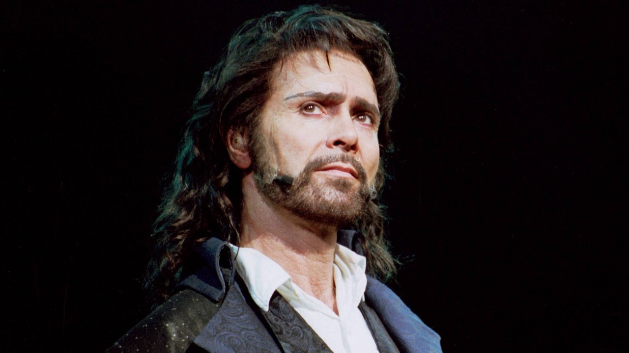 Cliff Richard in der Hauptrolle seines Musicals