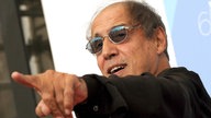 Adriano Celentano posiert 2008 bei den Filmfestspielen in Venedig für die Fotografen