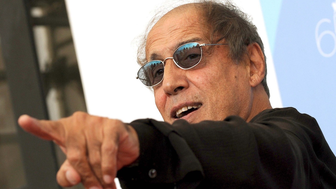 Adriano Celentano posiert 2008 bei den Filmfestspielen in Venedig für die Fotografen