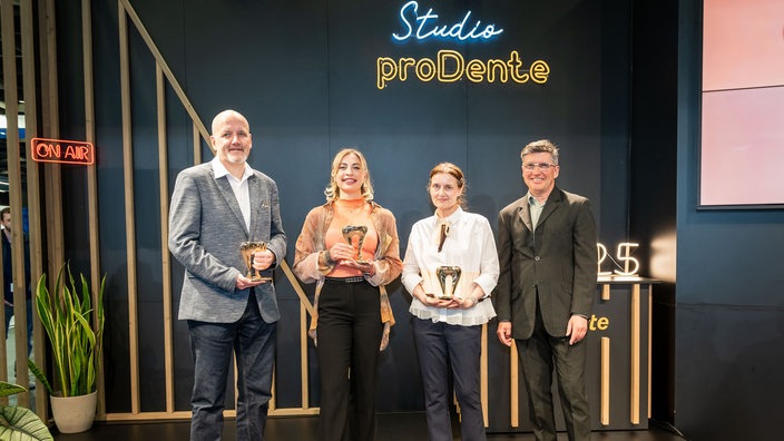 WDR 5-Feature „Zahnspangen für Erwachsene“ gewinnt Journalistenpreis „Abdruck“