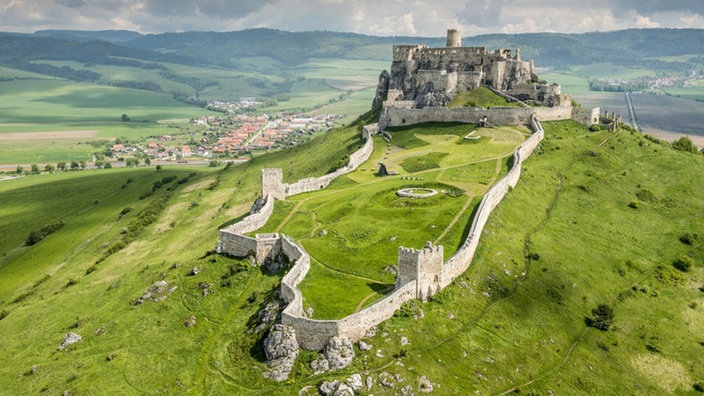 Die Zipser Burg aus der Vogelperspektive