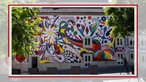 Wandgemälde mit floralen Mustern