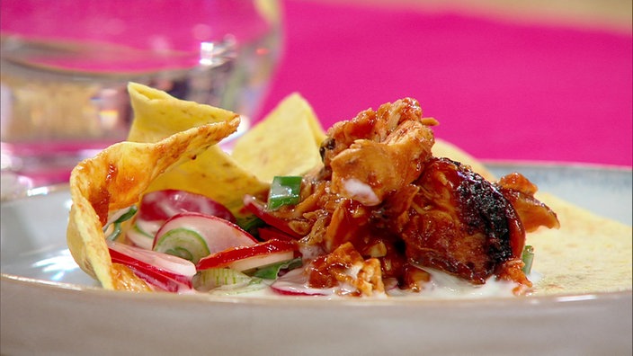Zarte BBQ-Hähnchen-Tacos