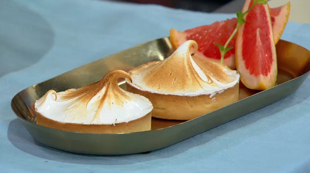 Grapefruit-Tartelettes mit Baiser