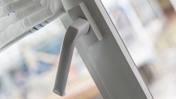 Der Griff eines Fensters