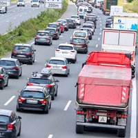 Stau am Freitag vor Pfingsten im Bereich des Kreuz Münster-Nord