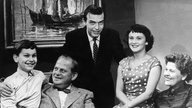 TV-Familie Schölermann: (v.l.) Harald Martens, Willy Krüger, Charles Brauer, Margit Cargill und Lotte Rausch