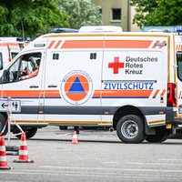 Ein Wagen vom Zivilschutz steht am Einsatzort