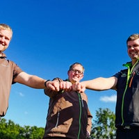 Die Landwirte Christian Wiese, Andre und Dominik Schmedt aus Stemwede
