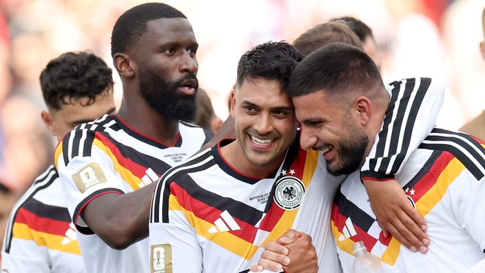 UNdav, Amiri und Rüdiger beim Spiel gegen die Elfenbeinküste